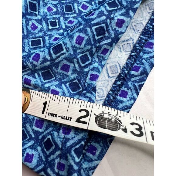 3/$15 or 5/$20 Lands’ End size small (6-8) high rise nylon elastic shorts - Picture 8 of 8